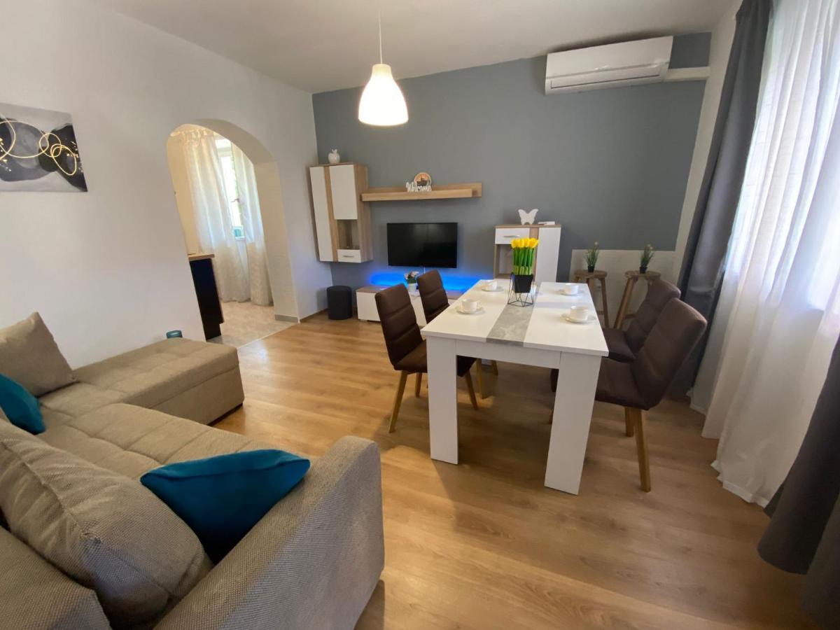 Apartment Dora Zadar Eksteriør bilde